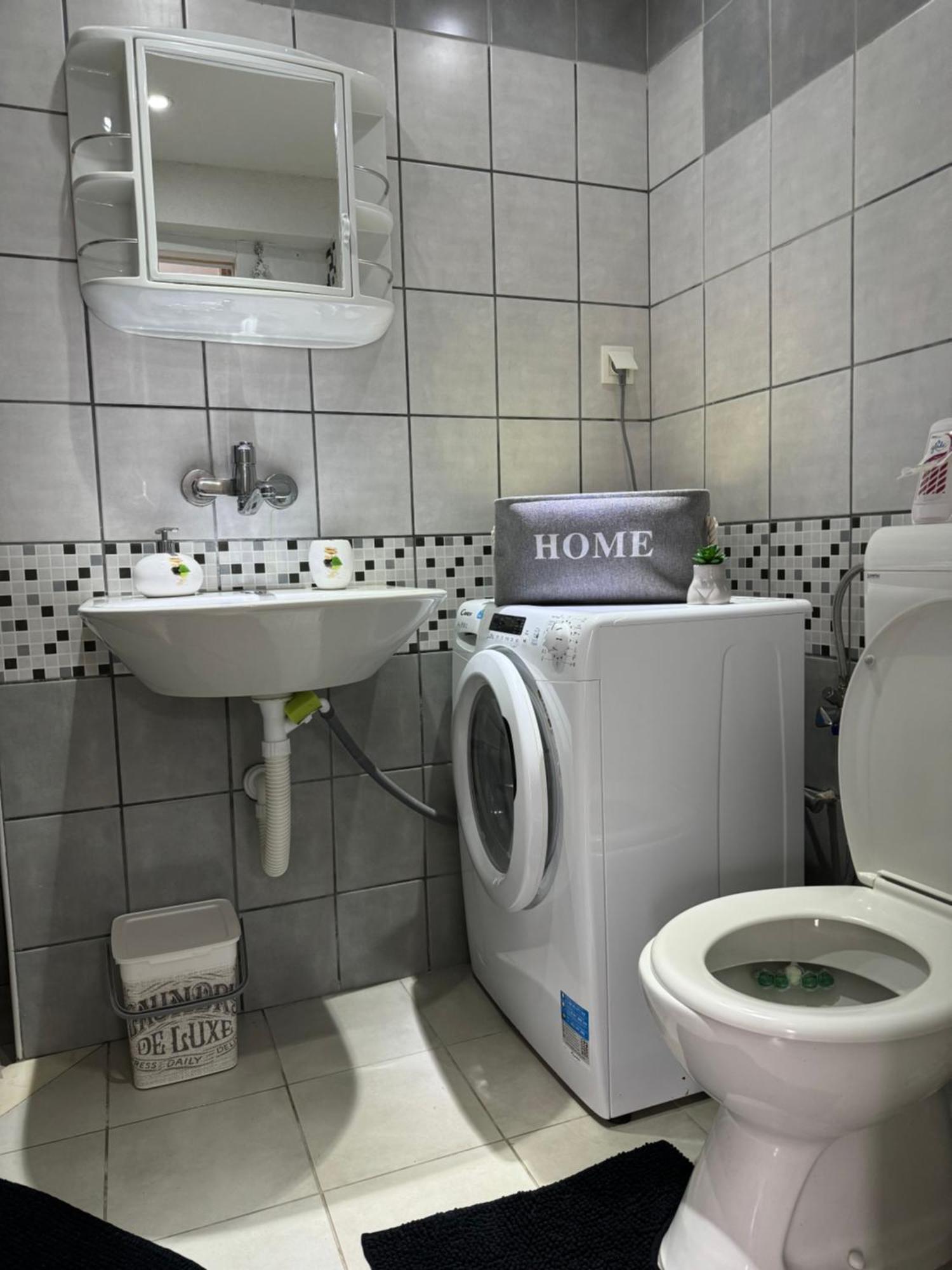 Apartment Tena Сен Екстериор снимка