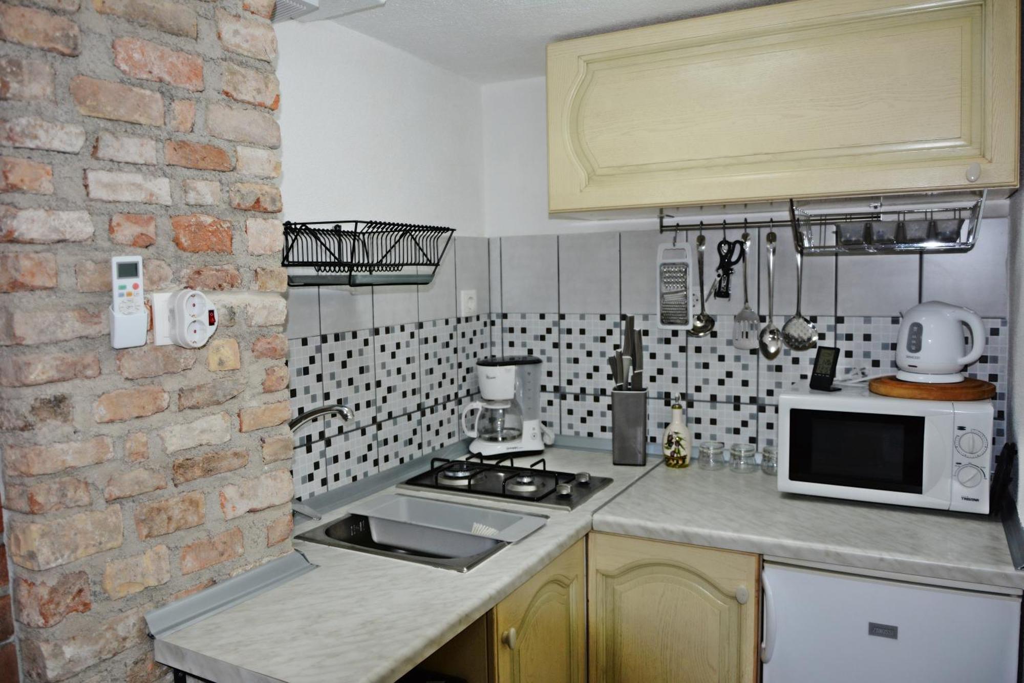 Apartment Tena Сен Екстериор снимка