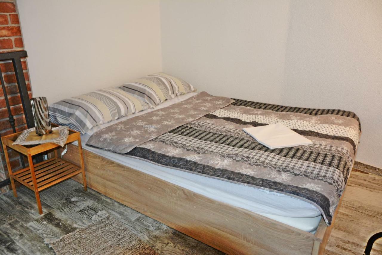 Apartment Tena Сен Екстериор снимка